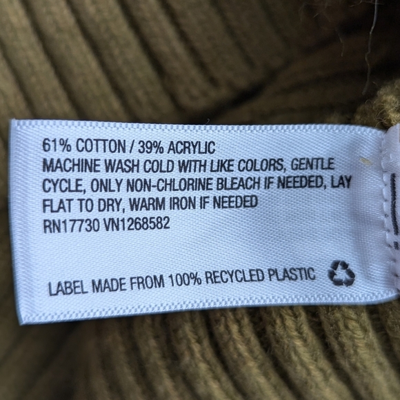 Universal Thread Women’s Olive Shrunken Cable Knit Crew Neck Chunky Sweater S - Picture 6 of 9